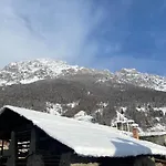 Dei Reparti Apartament *