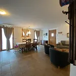 Dei Reparti Apartament *