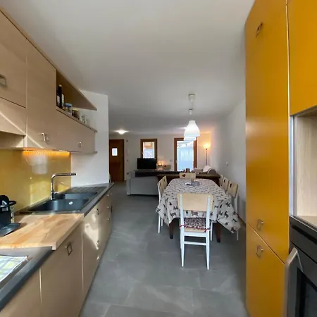 Dei Reparti Apartament *